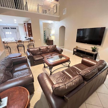 Mickeys Escape - Magical Lakeview 7Br - 4 Master Suites Pool & Hot Tub Bbq Home Theater And 2 Miles Disney! أورلاندو المظهر الخارجي الصورة